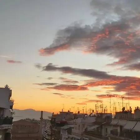 Lovely Studio Rooftop Nest Down Town Apartman *